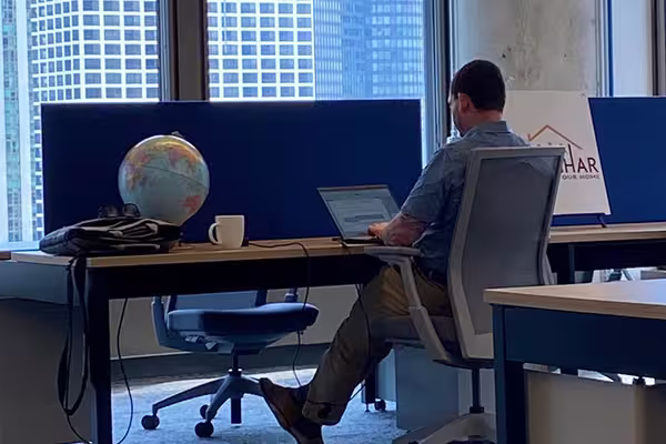 Unlimited hot desk
